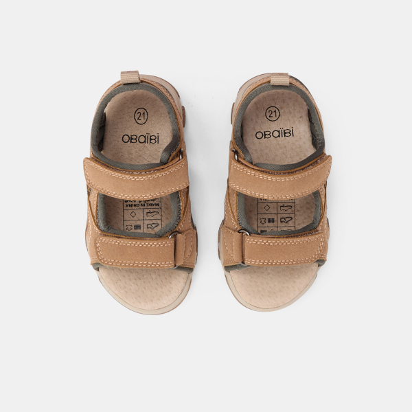 صندل لجميع التضاريس بيج من الجلد للأولاد الرضع